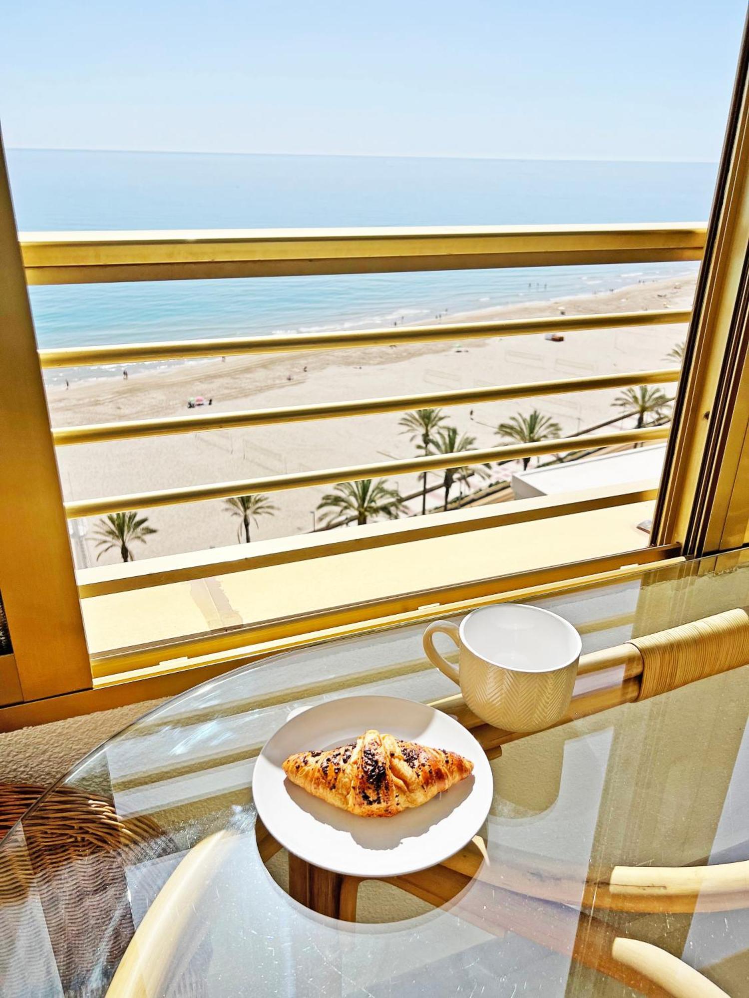 Oasis Frente Al Mar. Parking Gratis Apartment El Campello Luaran gambar