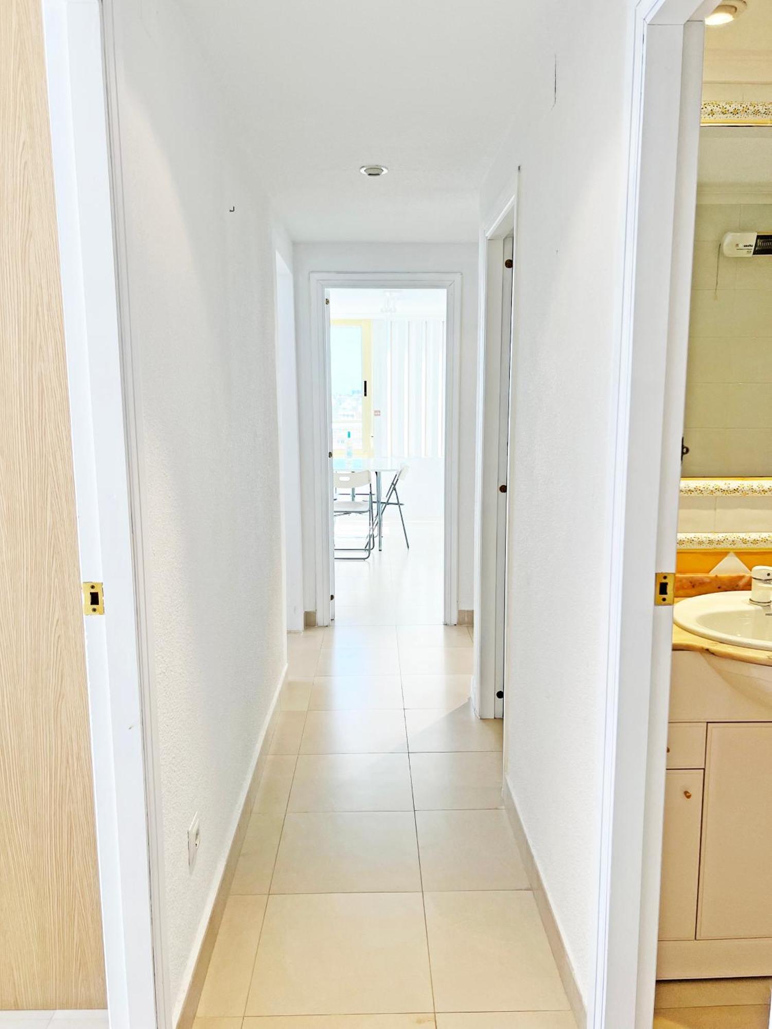 Oasis Frente Al Mar. Parking Gratis Apartment El Campello Luaran gambar