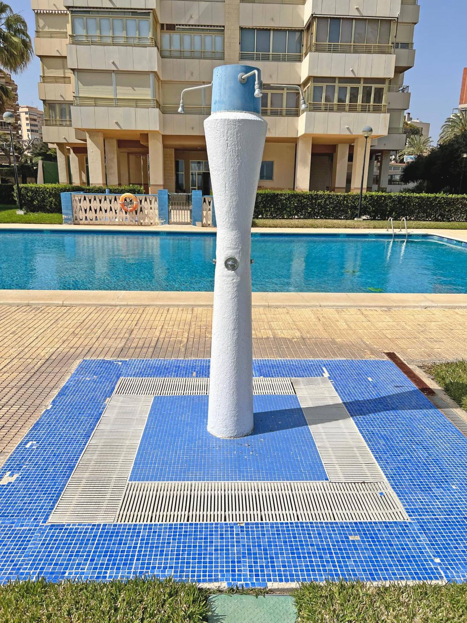 Oasis Frente Al Mar. Parking Gratis Apartment El Campello Luaran gambar