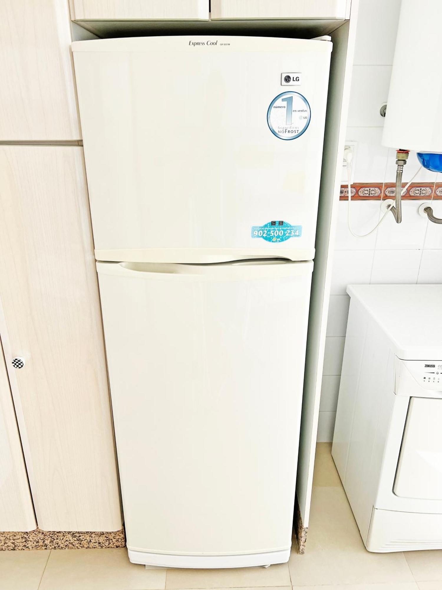 Oasis Frente Al Mar. Parking Gratis Apartment El Campello Luaran gambar